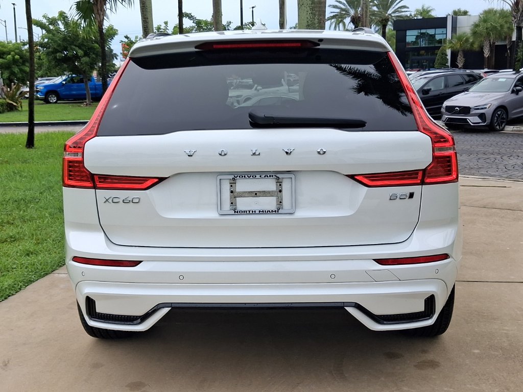 Certified 2024 Volvo XC60 B5 Core AWD/4WD image 5