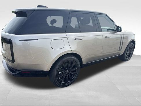 New 2025 Land Rover Range Rover SE image 5
