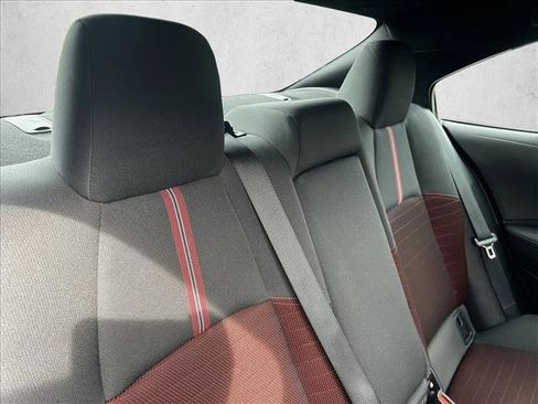 Certified 2025 Toyota Corolla SE image 21