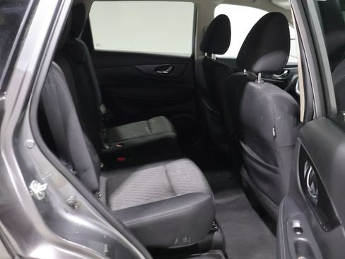 Used 2017 Nissan Rogue SV AWD/4WD image 20