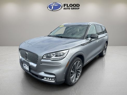 Used 2021 Lincoln Aviator Reserve w/ Equipment Group 202A image 3