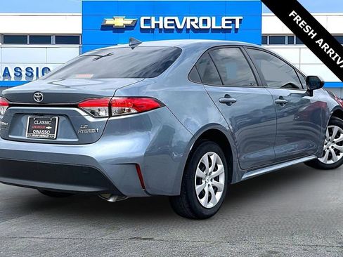 Used 2024 Toyota Corolla LE FWD image 5