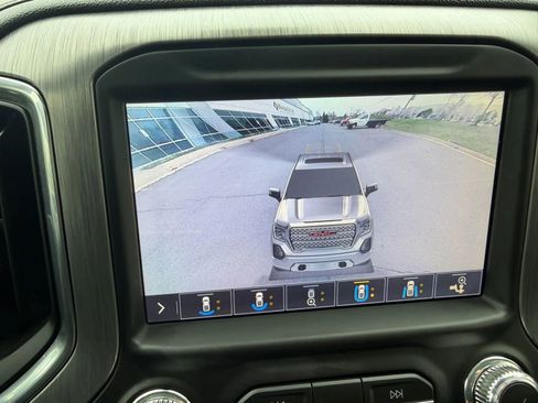 Used 2019 GMC Sierra 1500 Denali w/ Denali Ultimate Package AWD/4WD image 18