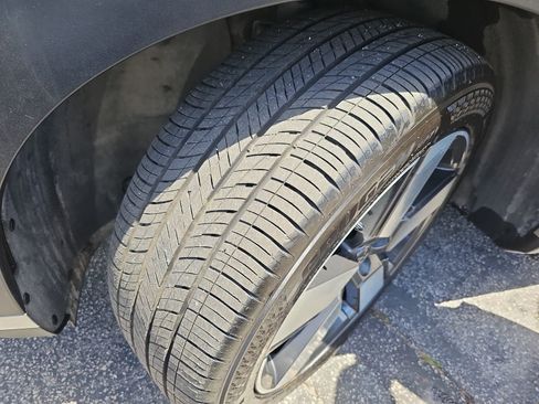 Certified 2025 Hyundai Santa Fe Limited image 42