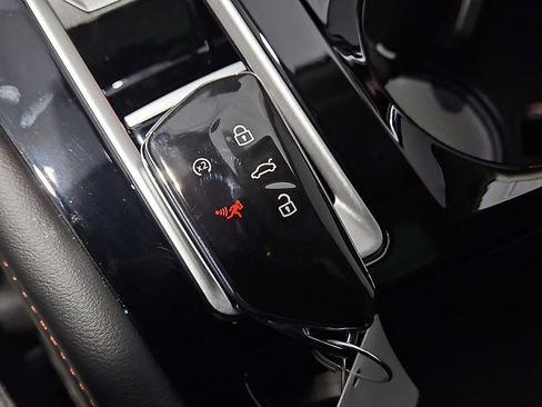New 2026 Volkswagen Atlas Peak Edition AWD/4WD image 21