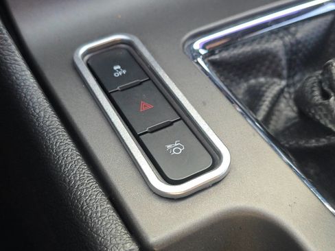 Used 2012 Ford Mustang GT image 28