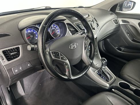 Used 2015 Hyundai Elantra Limited FWD image 13