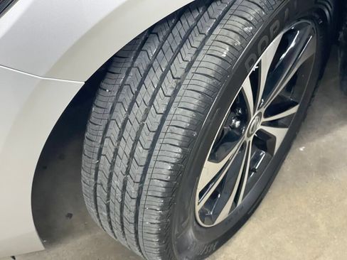 Used 2023 Nissan Sentra SV FWD image 33