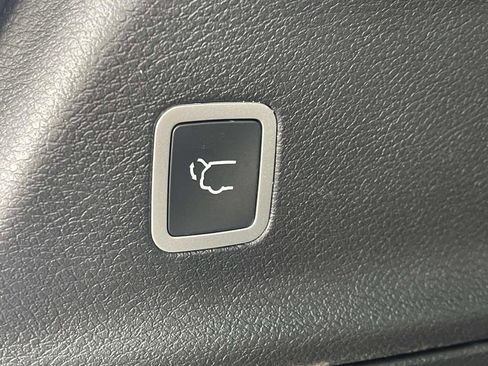 New 2026 Chrysler Pacifica Select image 37