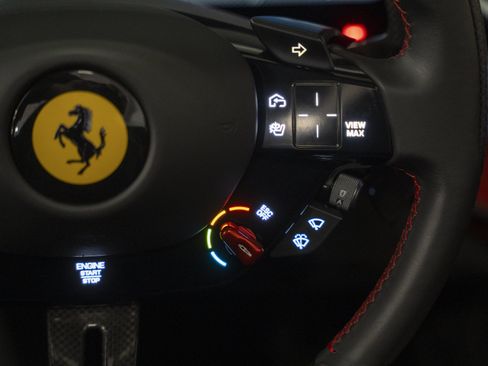 Used 2022 Ferrari SF90 Spider AWD/4WD image 37