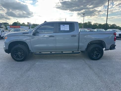 Used 2025 Chevrolet Silverado 1500 Custom Trail Boss w/ LPO, Dark Essentials Package image 8