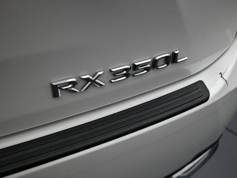 Used 2020 Lexus RX 350L FWD w/ Premium Package image 42