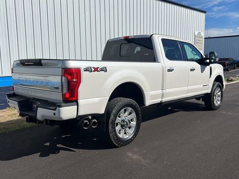 Used 2019 Ford F250 Platinum w/ Platinum Ultimate Package image 5