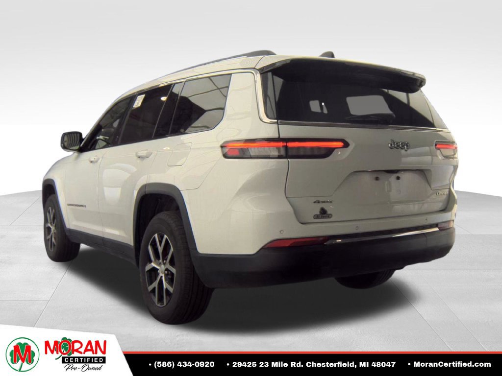 Used 2023 Jeep Grand Cherokee L Limited AWD/4WD image 8