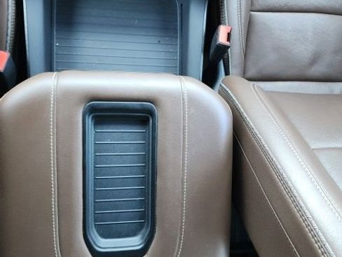 Used 2022 Chevrolet Tahoe High Country image 36