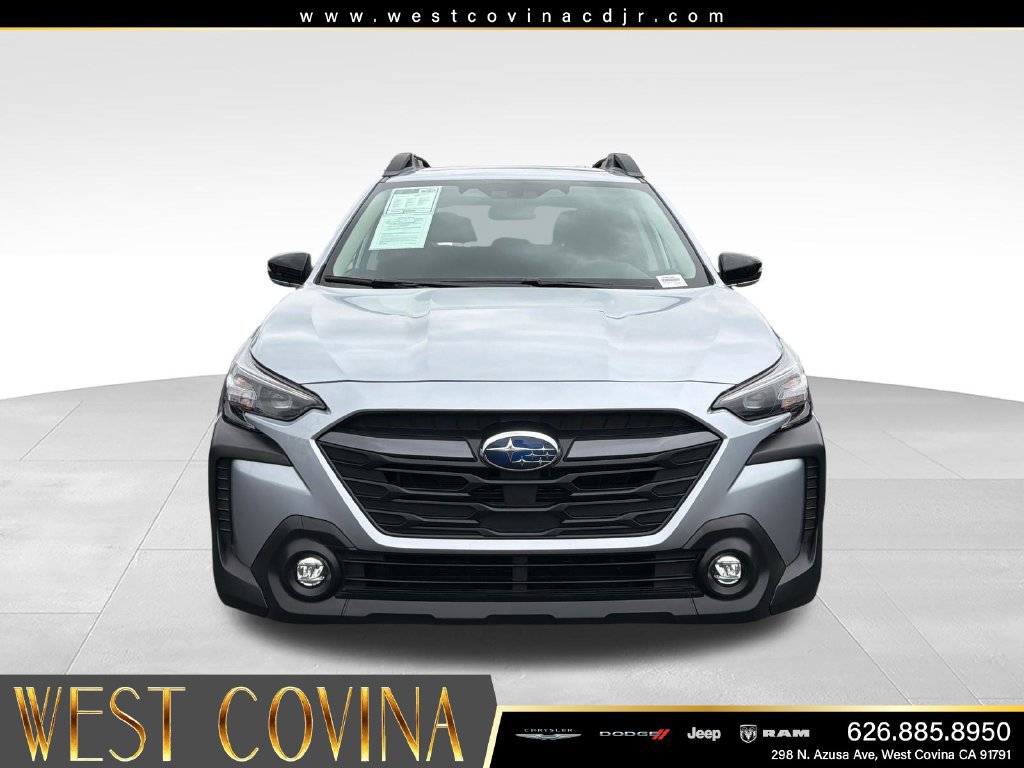 Used 2025 Subaru Outback Premium AWD/4WD image 2