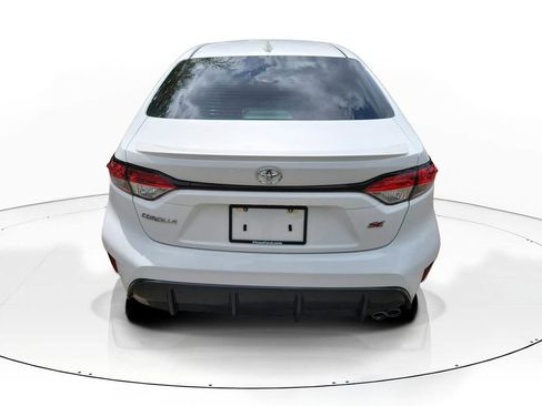 Used 2024 Toyota Corolla SE FWD image 4
