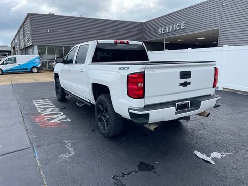 Used 2018 Chevrolet Silverado 1500 LT w/ Texas Edition AWD/4WD image 5