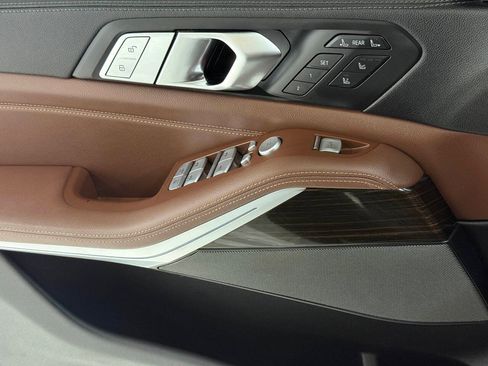 Used 2019 BMW X7 xDrive40i w/ Premium Package AWD/4WD image 75