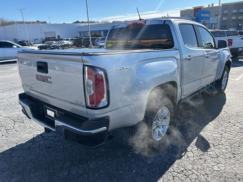 Used 2016 GMC Canyon SLE w/ SLE Convenience Package image 3