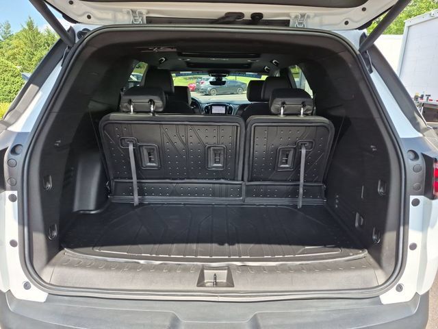 Used 2023 Chevrolet Traverse RS w/ LPO, Floor Liner Package AWD/4WD image 29