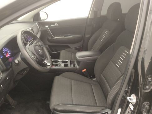 Used 2018 Kia Sportage LX FWD image 17