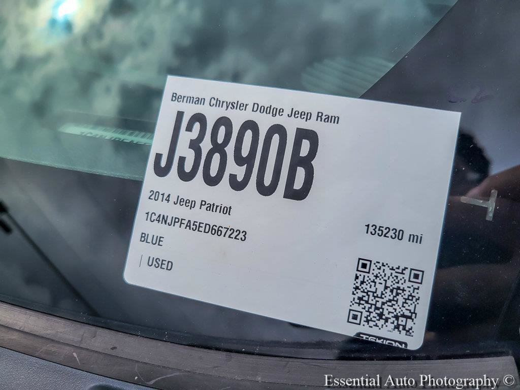 Used 2014 Jeep Patriot High Altitude FWD image 25