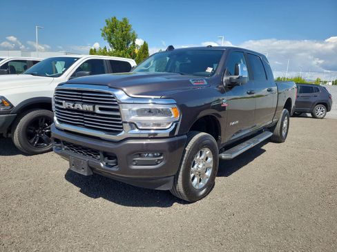 Used 2024 RAM 2500 Laramie w/ Safety Group AWD/4WD image 1