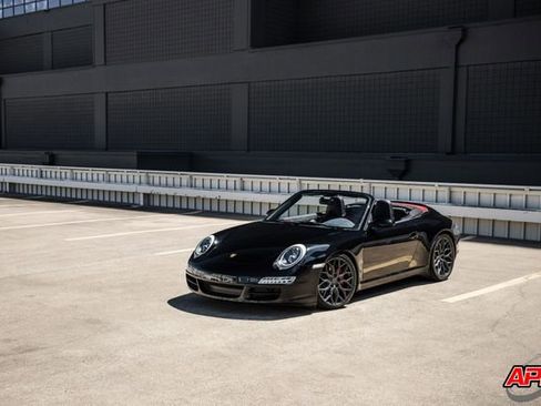 Used 2005 Porsche 911 Carrera S image 19