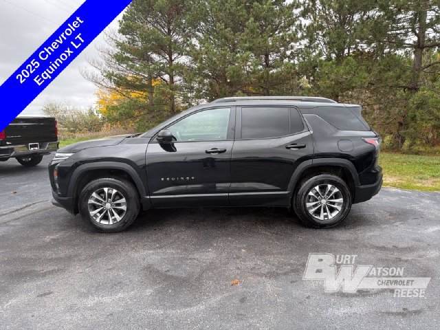 Used 2025 Chevrolet Equinox LT w/ Safety and Technology Package FWD image 4