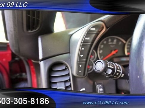 Used 2007 Chevrolet Corvette Convertible w/ Preferred Equipment Group RWD image 27