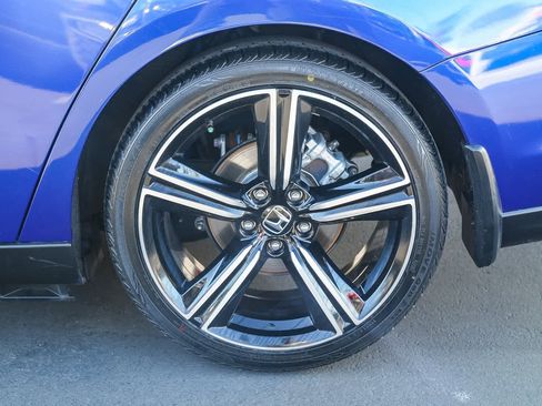 Used 2024 Honda Accord Sport image 9