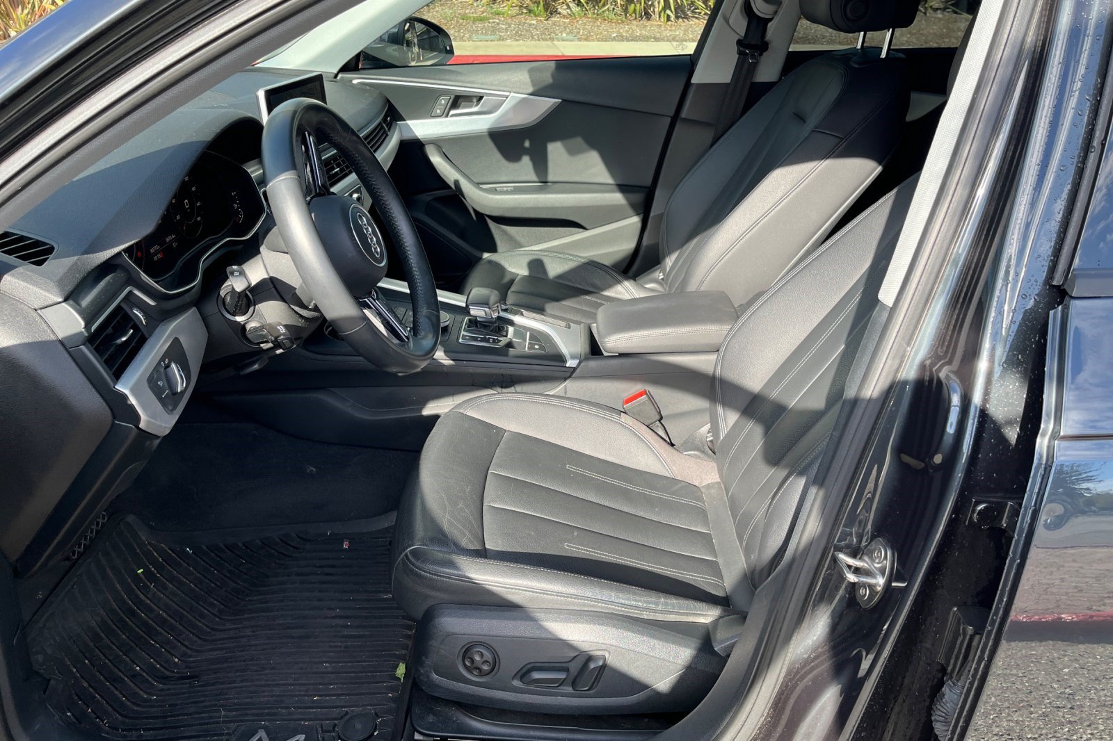 Used 2018 Audi A4 2.0T Ultra Premium FWD image 3