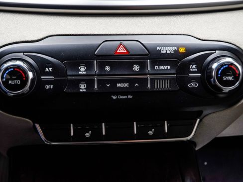Used 2018 Kia Sorento EX w/ EX Advanced Touring Package AWD/4WD image 23