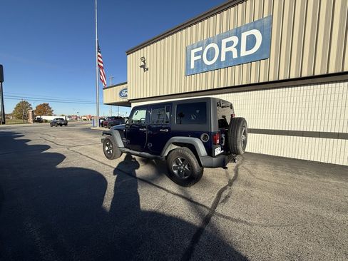 Used 2013 Jeep Wrangler Unlimited Sport image 5