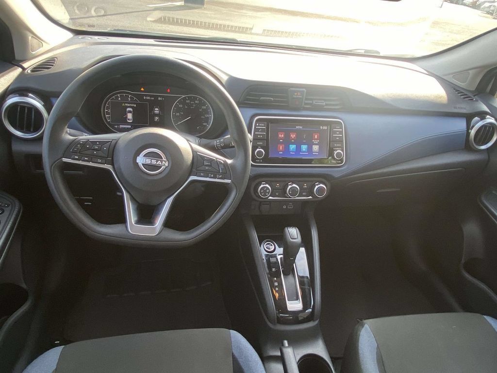 Used 2025 Nissan Versa SV FWD image 13