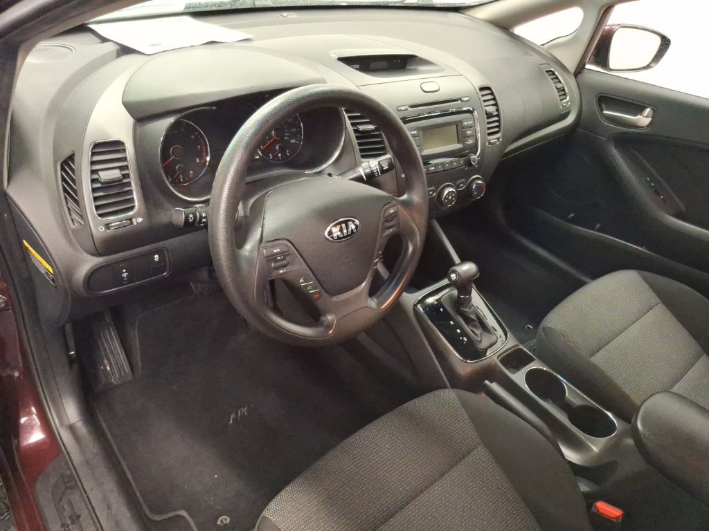 Used 2017 Kia Forte LX FWD image 14