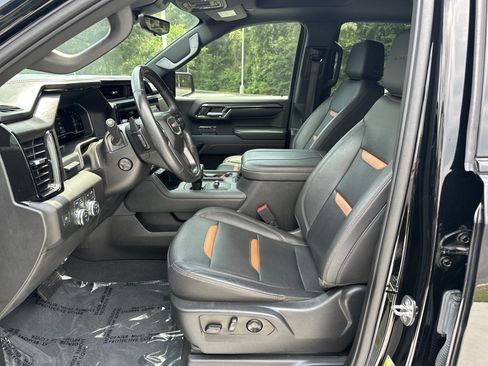 Used 2023 GMC Sierra 1500 AT4 w/ AT4 Premium Package AWD/4WD image 16
