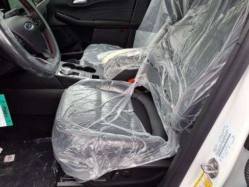 New 2025 Ford Escape ST-Line Elite w/ Tech Pack #2 image 11