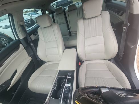 Used 2022 Honda Accord Touring image 6