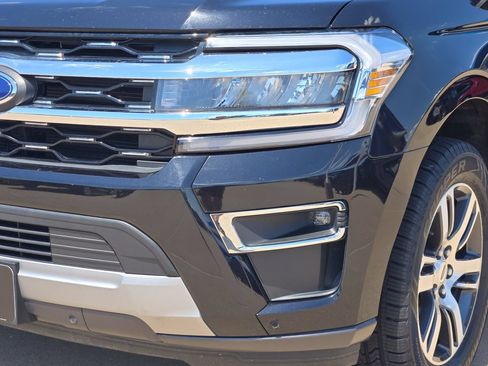 Used 2024 Ford Expedition Limited AWD/4WD image 32
