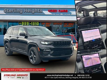 Used 2023 Jeep Grand Cherokee Limited w/ Black Appearance Package