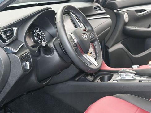 Used 2025 INFINITI QX50 Sport AWD/4WD image 13