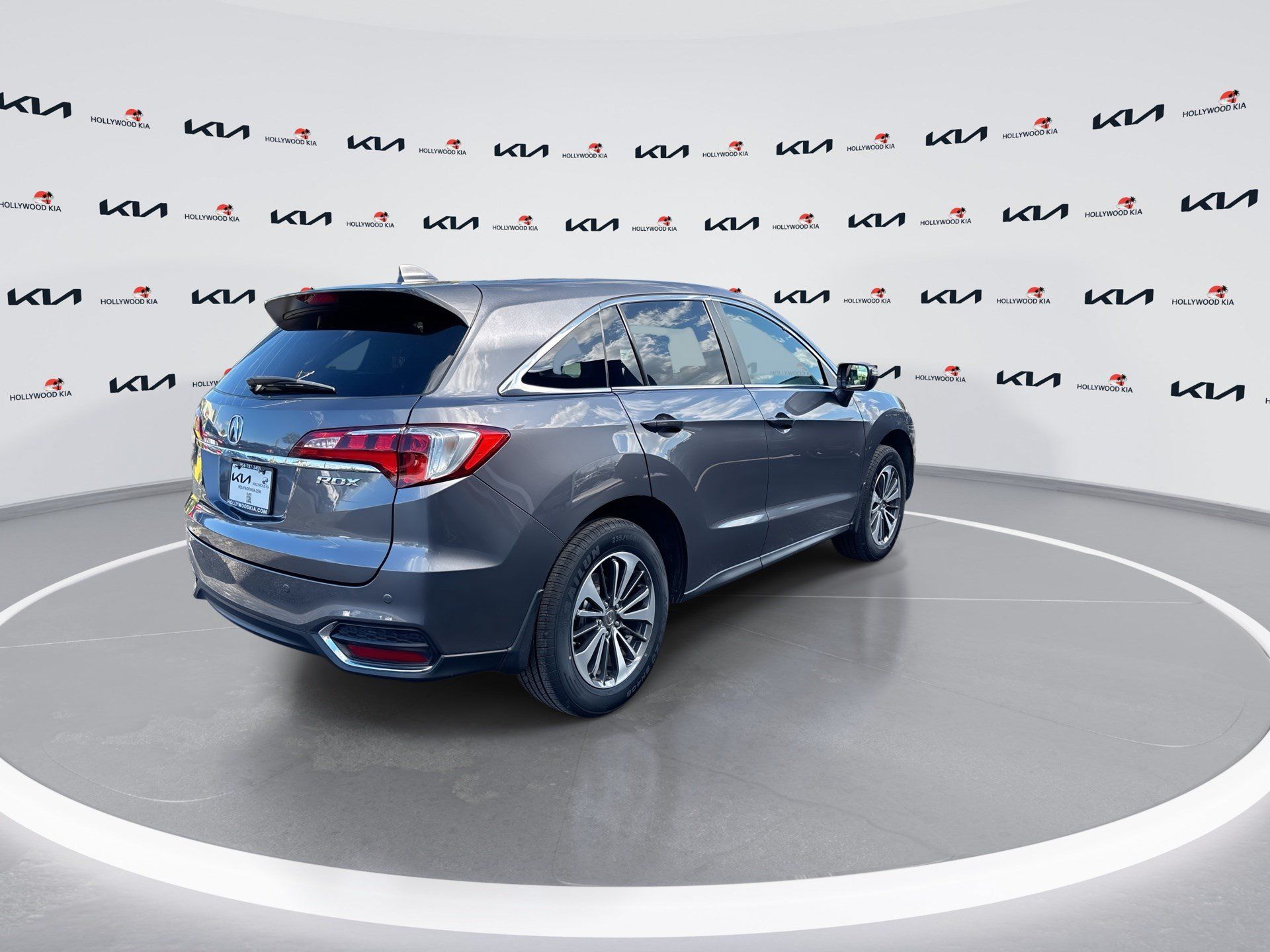 Used 2018 Acura RDX w/ Advance Package FWD image 8
