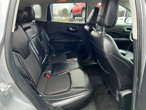 Used 2018 Jeep Compass Latitude w/ Popular Equipment Group image 14