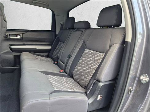 Used 2019 Toyota Tundra SR5 w/ SR5 Upgrade Package AWD/4WD image 19