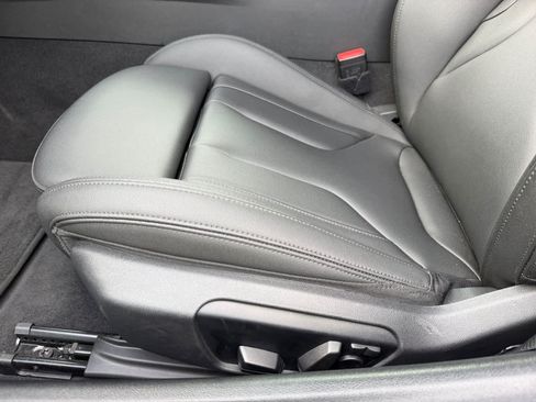 Used 2026 BMW Z4 M40i RWD image 17