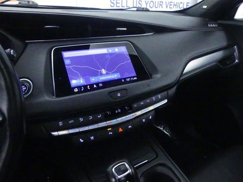 Used 2019 Cadillac XT4 Premium Luxury image 14