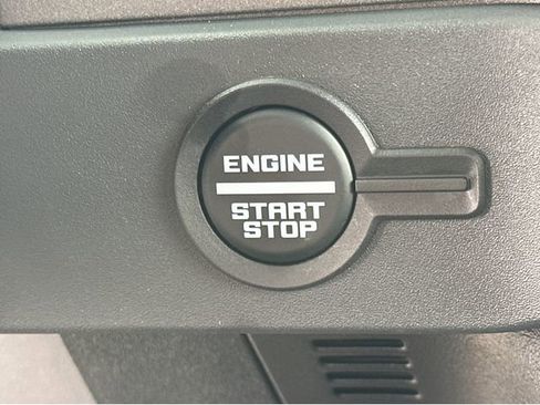 New 2026 Ford Bronco Badlands AWD/4WD image 25