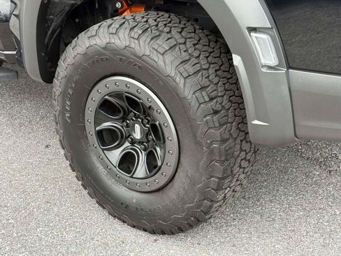 Certified 2023 Ford F150 Raptor w/ Raptor Carbon Fiber Package AWD/4WD image 32